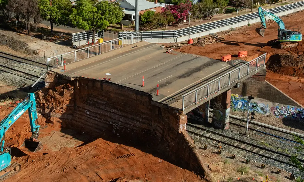 Edmondson Street bridge